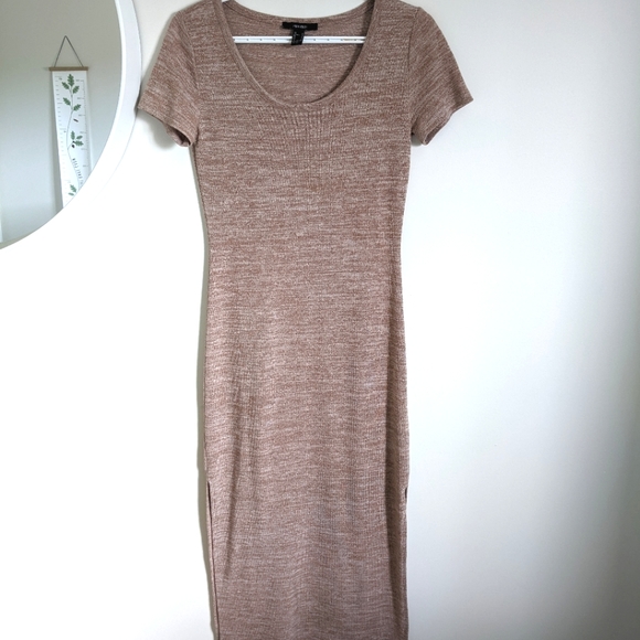 Forever 21 Dresses & Skirts - Forever 21 knit maxi dress, super stretchy